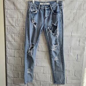 Brandy Melville Light Wash Distressed Skinny Jeans Women's 24